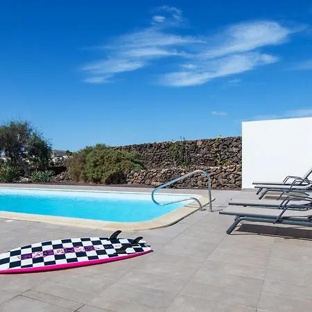 North Shore Villas, Makai, Heated & Shared Pool *