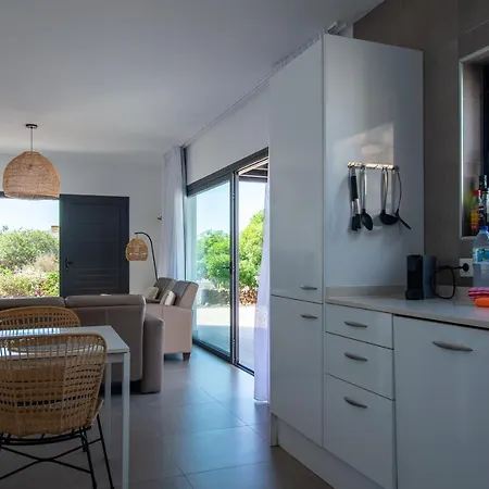 North Shore Villas, Makai, Heated & Shared Pool Σπίτι διακοπών Lajares