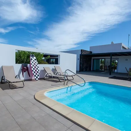Сasa de vacaciones North Shore Villas, Makai, Heated & Shared Pool Lajares