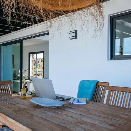 North Shore Villas, Makai, Heated & Shared Pool *