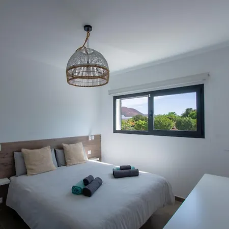 North Shore Villas, Makai, Heated & Shared Pool * Lajares