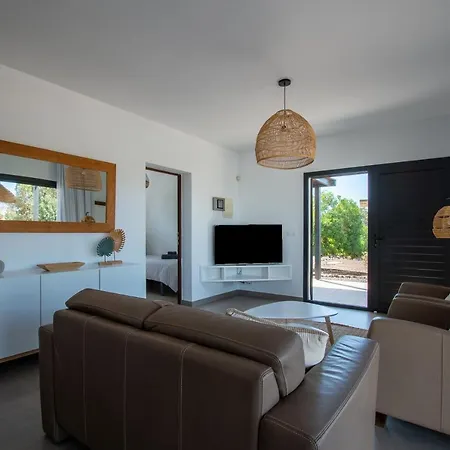 North Shore Villas, Makai, Heated & Shared Pool لاجاريس