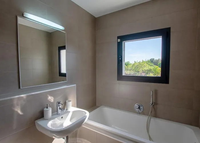 North Shore Villas, Makai, Heated & Shared Pool Lajares