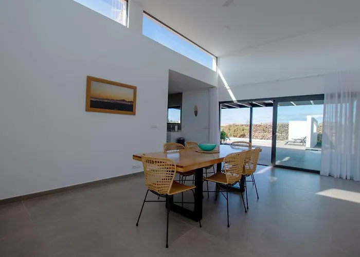 North Shore Villas, Makai, Heated & Shared Pool * Lajares