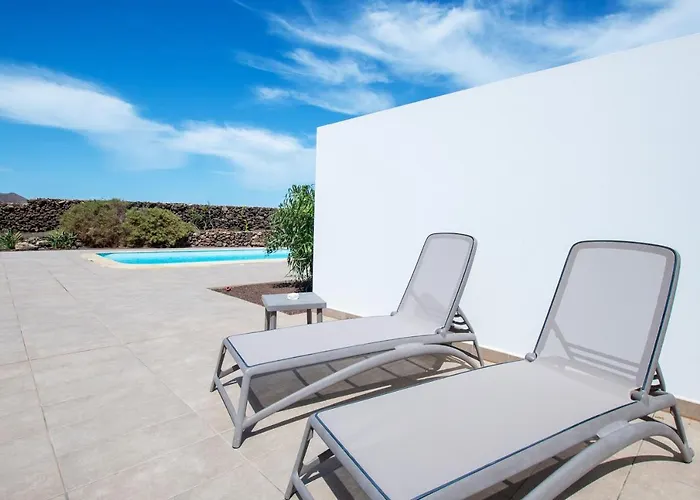 North Shore Villas, Makai, Heated & Shared Pool