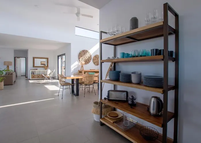 North Shore Villas, Makai, Heated & Shared Pool *