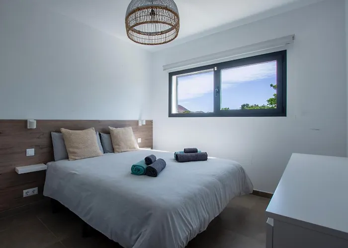 North Shore Villas, Makai, Heated & Shared Pool