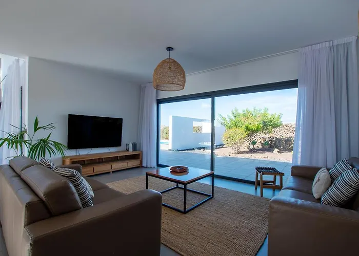 North Shore Villas, Makai, Heated & Shared Pool Lajares