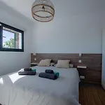North Shore Villas, Makai, Heated & Shared Pool Tatil Evi