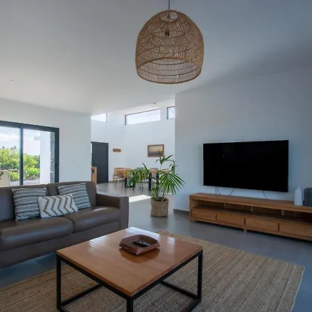 North Shore Villas, Makai, Heated & Shared Pool Vakantiehuis