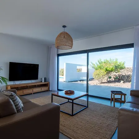 North Shore Villas, Makai, Heated & Shared Pool 라하레스