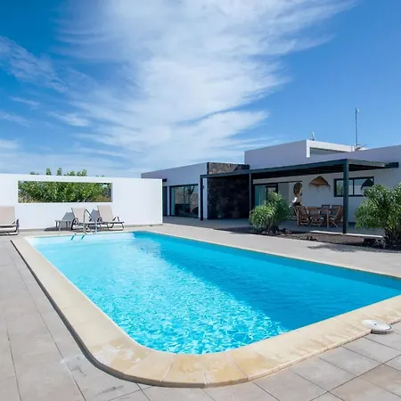 North Shore Villas, Makai, Heated & Shared Pool Dom wakacyjny Lajares