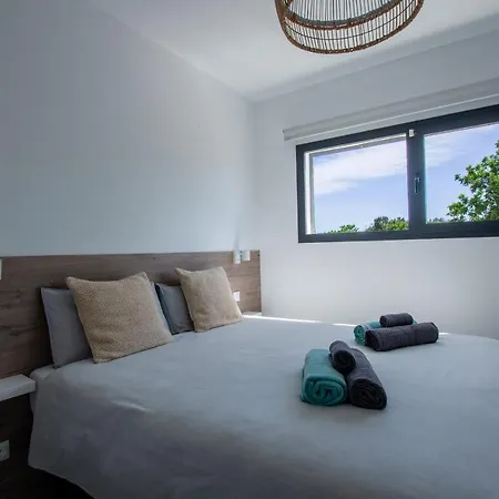 North Shore Villas, Makai, Heated & Shared Pool 拉哈雷斯