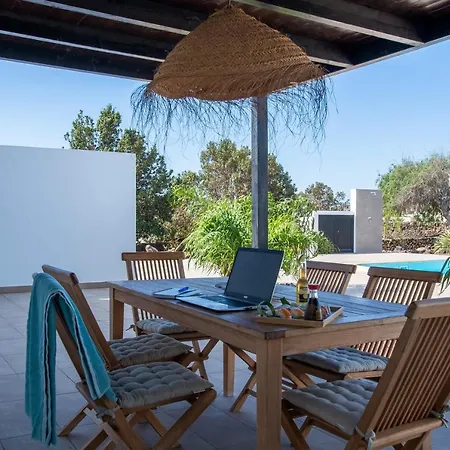 North Shore Villas, Makai, Heated & Shared Pool 度假居 拉哈雷斯